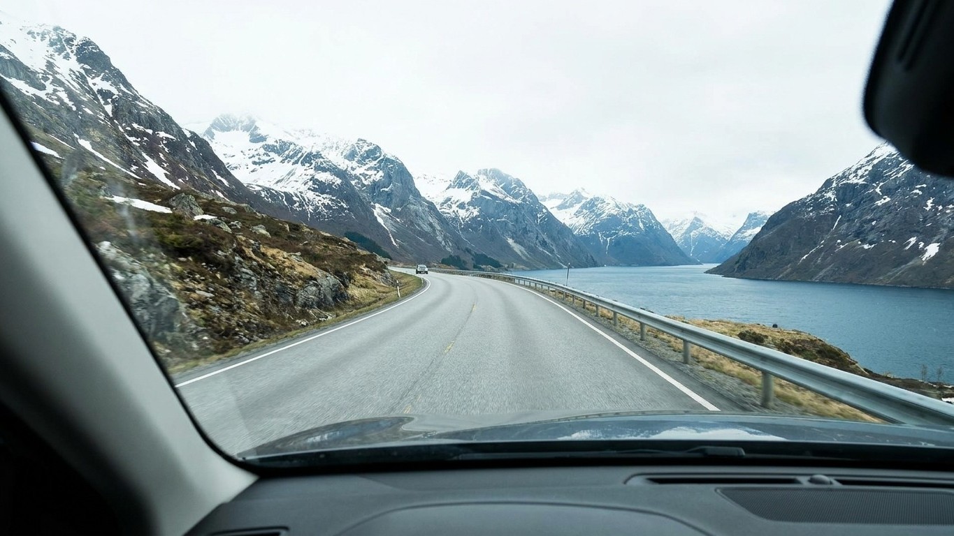 Alquilé un coche en Noruega y no encontré ni una sola cabina de peaje en 2.000 km: cuando la factura llegó a casa cuatro m...