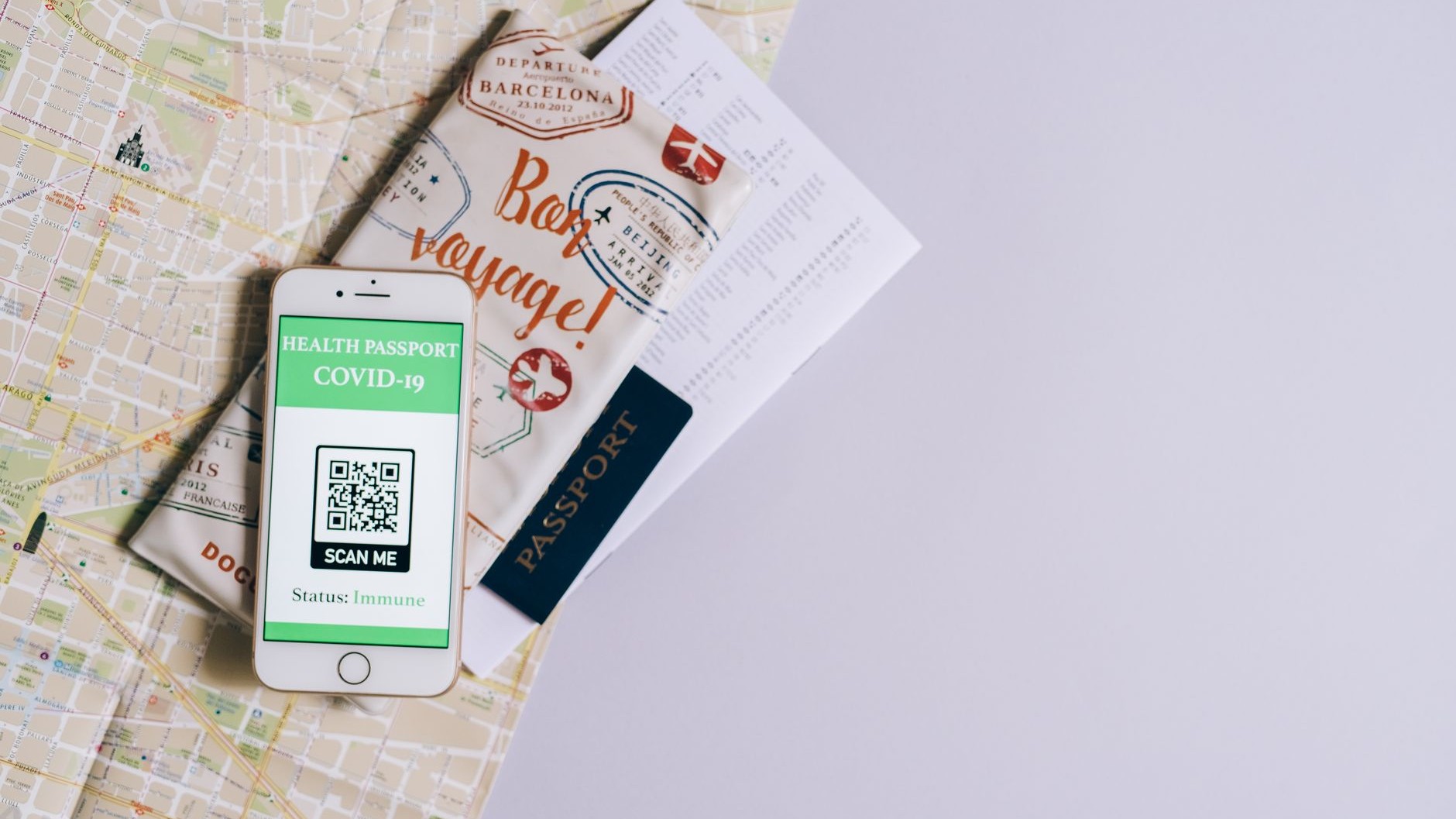 Generé el QR de Visit Japan Web ya sentado en el avión solo para ganar tiempo: al bajar en Narita entendí en qué cola acab...
